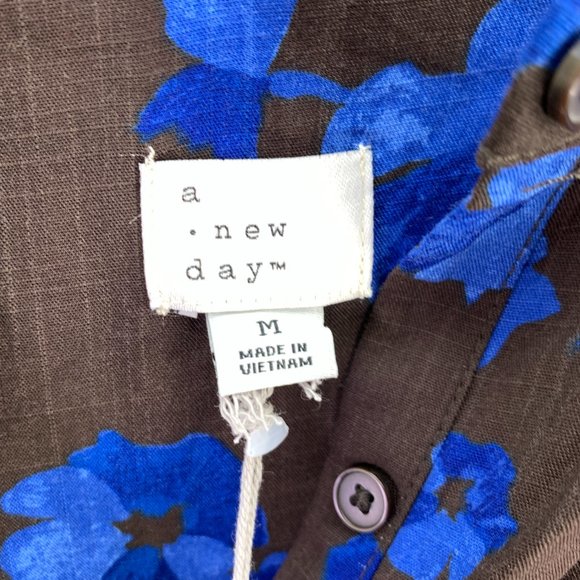 A New Day Brown Floral Blouse Medium #D1-157 - Picture 3 of 6